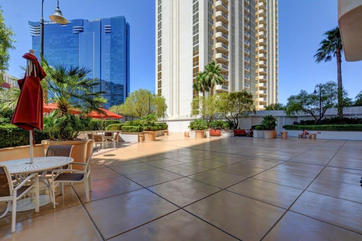 Mgm Signature-20-608 1Br 2Ba Balcony Jacuzzi Suite Las Vegas Bagian luar foto